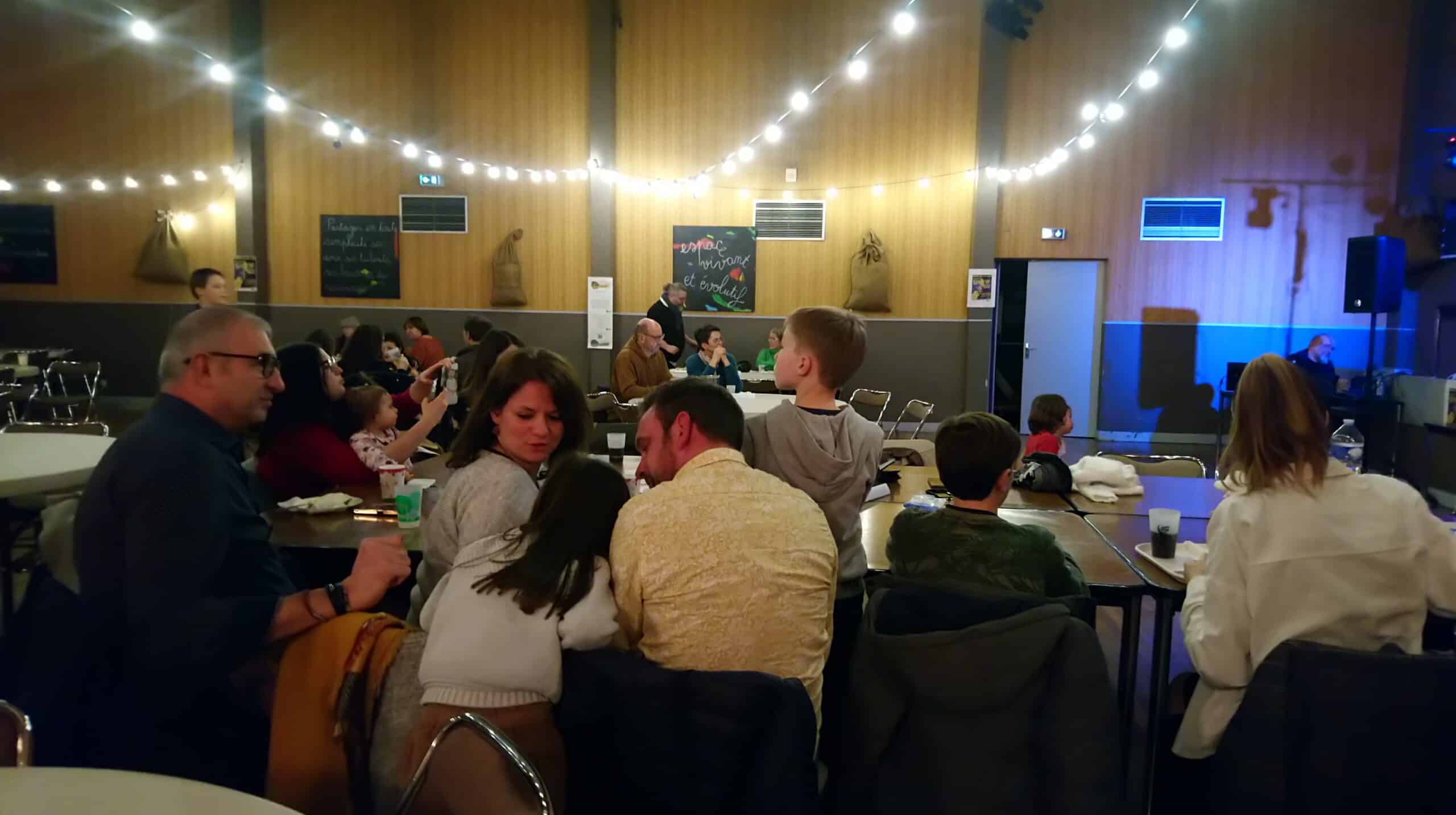 Soirée karaoké pour Les Locaux s’motivent