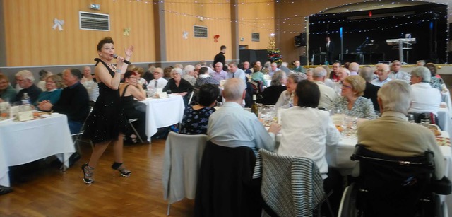 Un repas des anciens, fidèle à la tradition