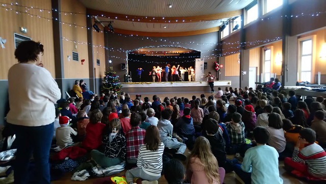 Un spectacle pour les enfants de l’école primaire