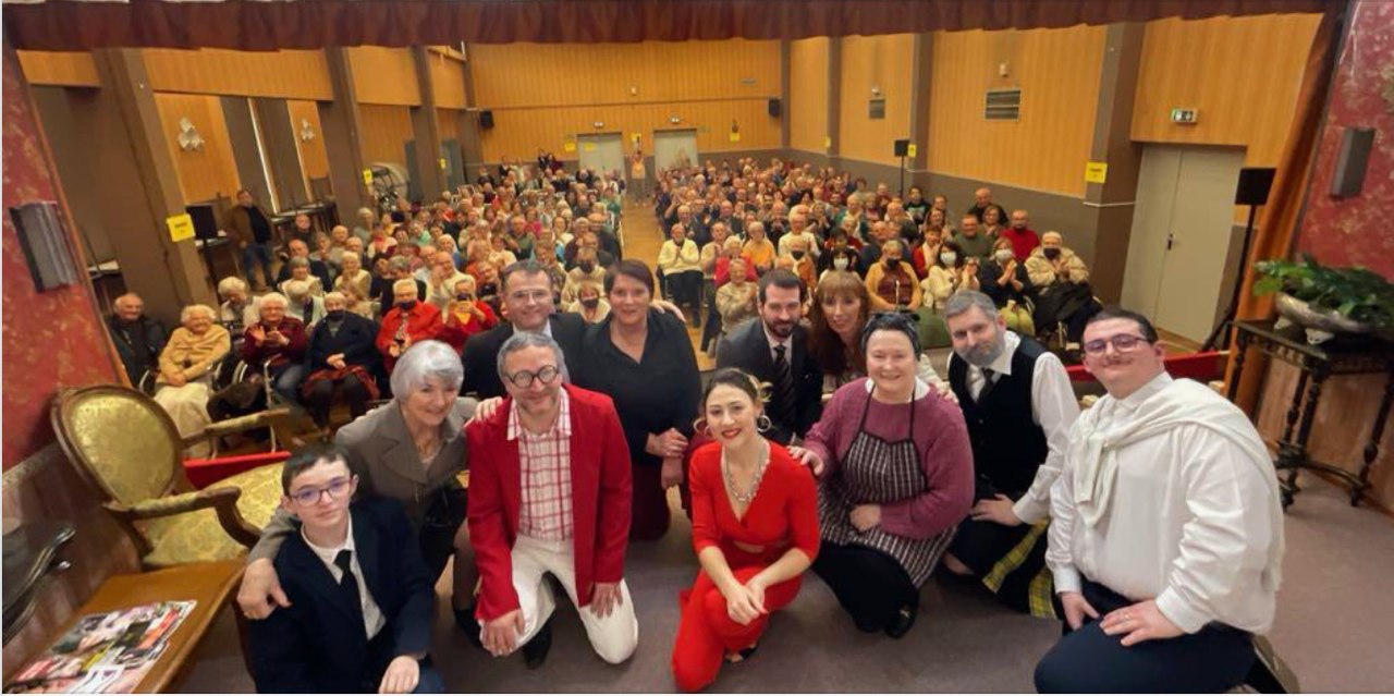 Sacré Anatole a fait éclater de rire la salle comble du centre socio-culturel