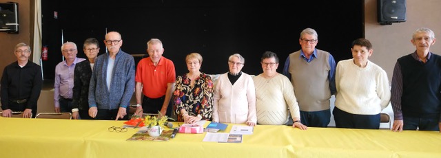 Assemblée générale et goûter convivial pour les retraités.