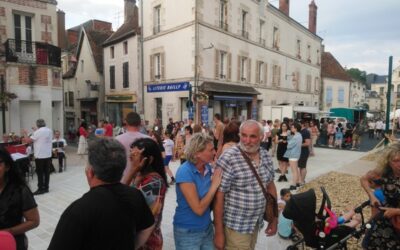 Les Châtillonnais ont dansé place Clemenceau