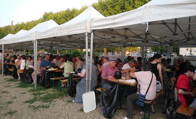 Les moules-frites de retour sur le Champ-de-Foire