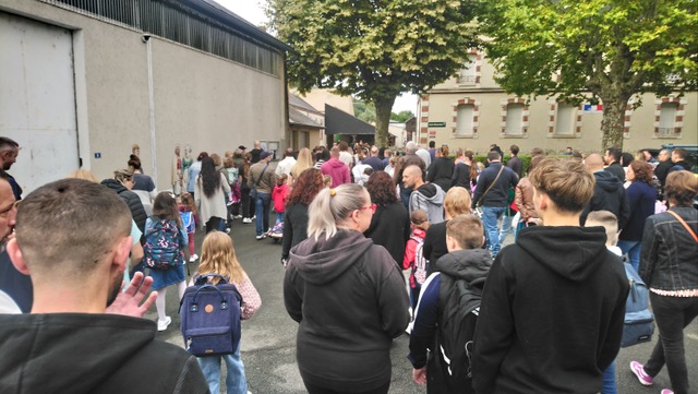 Rentrée des classes, la baisse du nombre d’élèves se poursuit