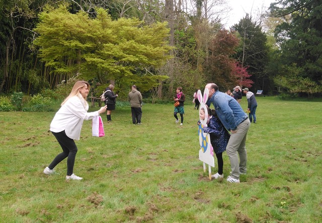 Traditionnelle chasse aux œufs au parc Champault