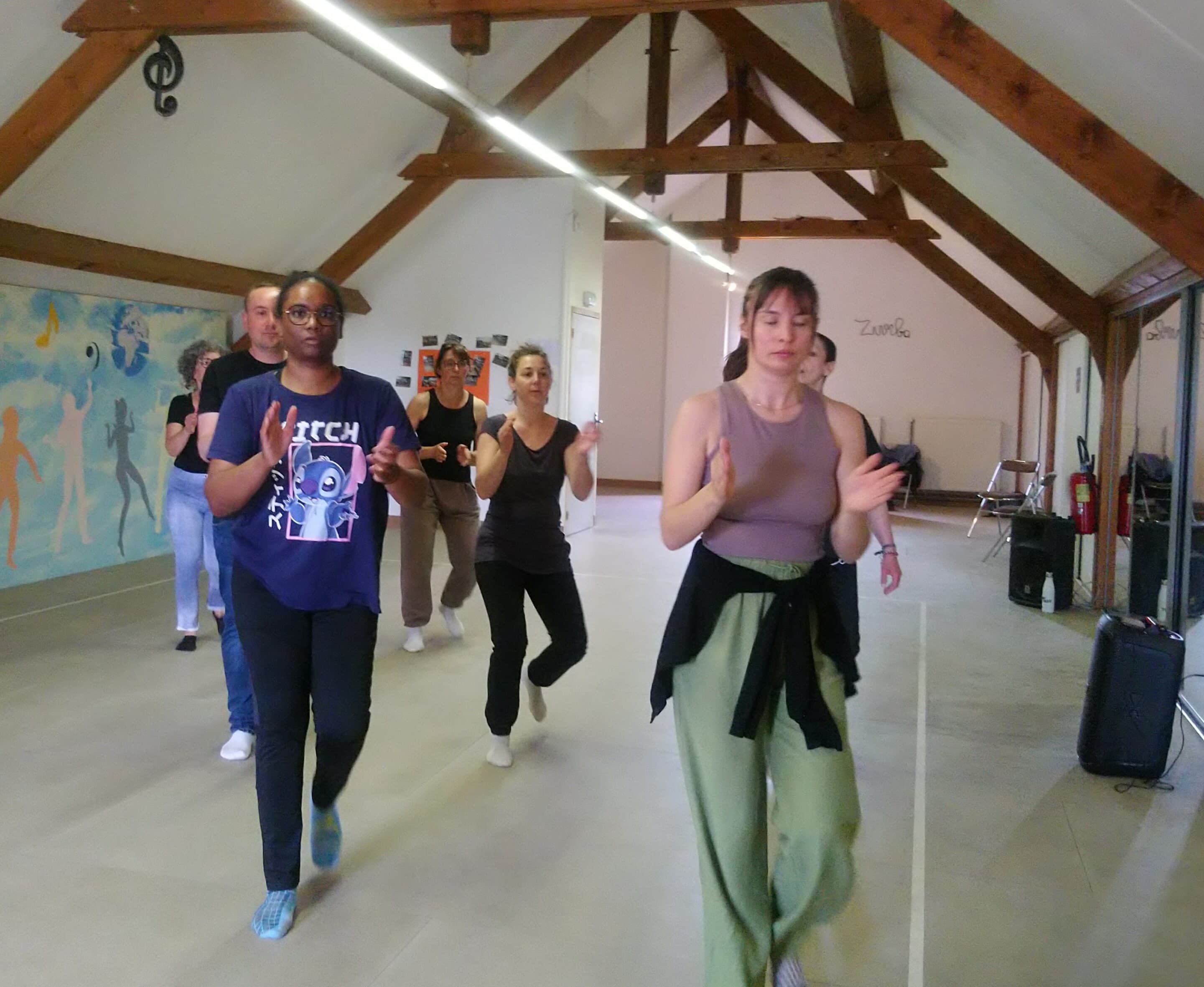 Stage de danse contemporaine avec une chorégraphe renommée