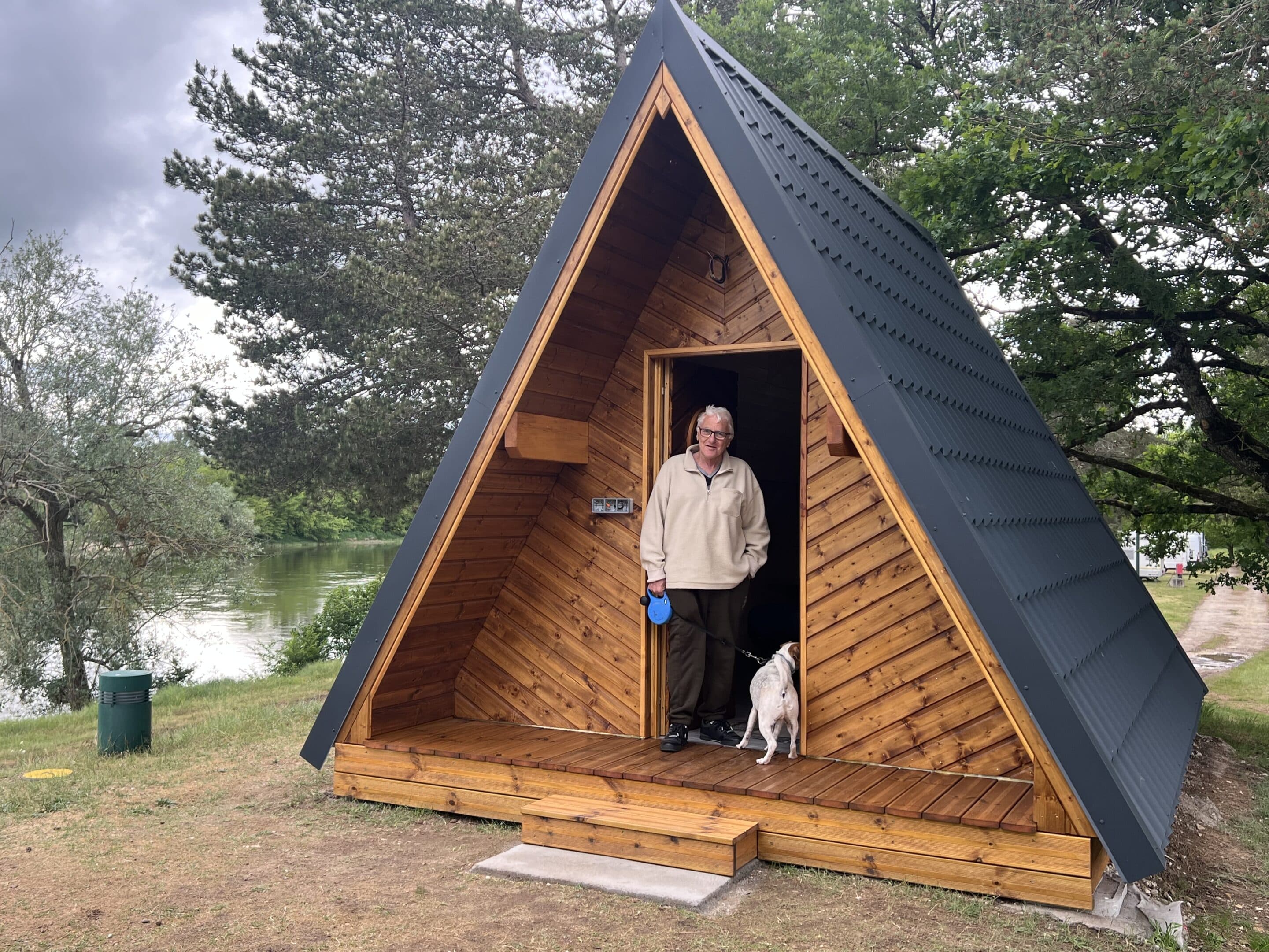 Camping municipal de Châtillon-sur-Loire au bord du canal